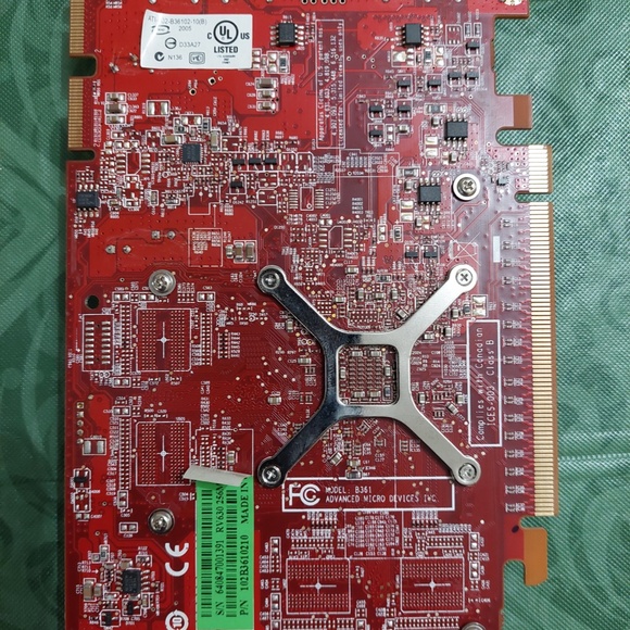 Pre-Owned ATi Radeon 256 MB Graphics Card - Picture 4 of 10